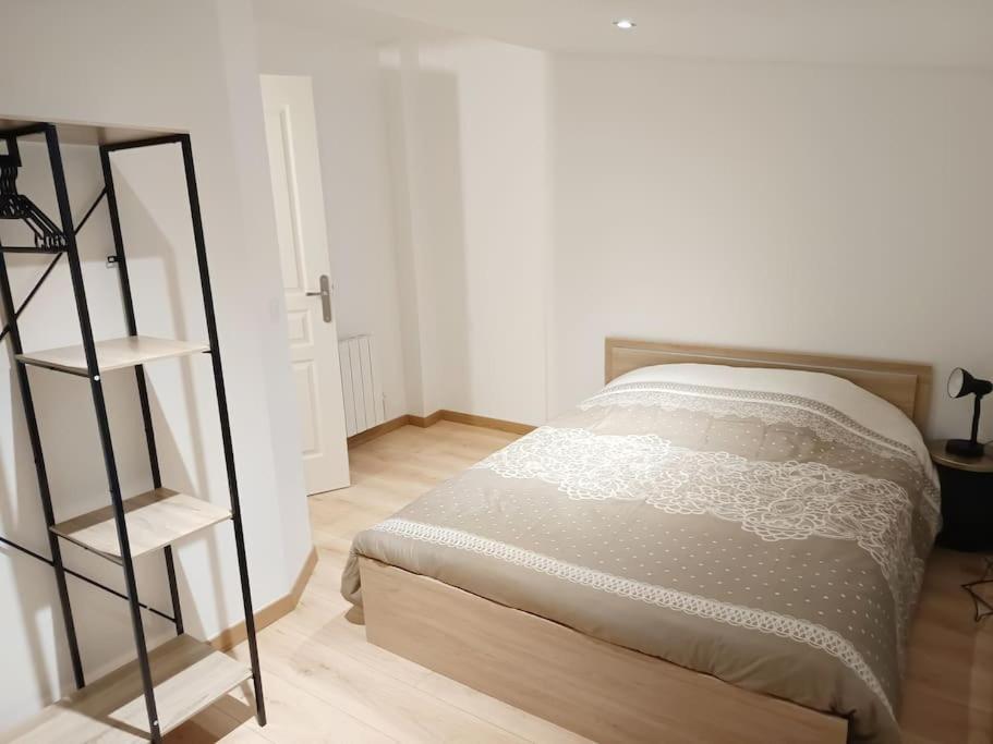 Le Petit Cocon Apartment ปง-เอเลแวก ภายนอก รูปภาพ